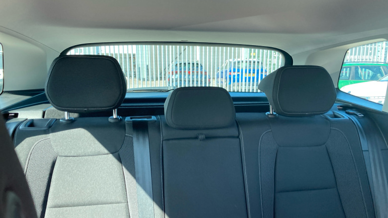 Skoda Karoq 1.5 TSI SE Drive 5dr Petrol Estate